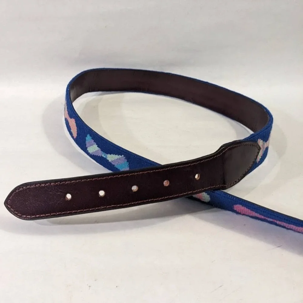 By Paige Mens Needlepoint Bow Tie Belt Blue Leather Brass Buckle Size 38 Preppy